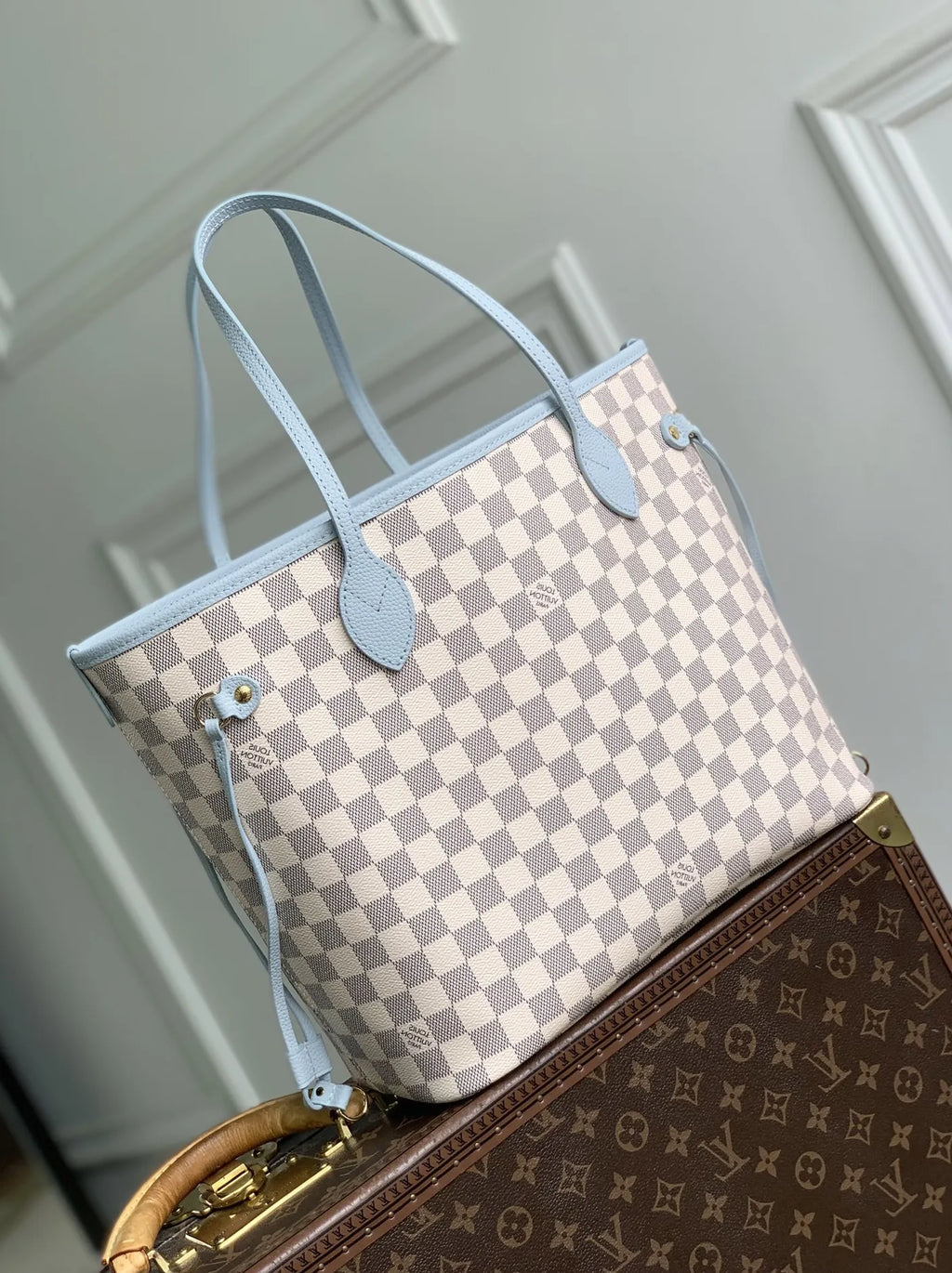 Louis Vuitton Neverfull Inside Out MM Bag, N40946 Damier Azur Bleu Olympe