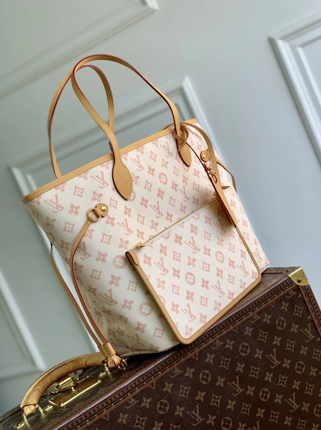 Louis Vuitton Neverfull MM Bag, M27521 Monogram canvas