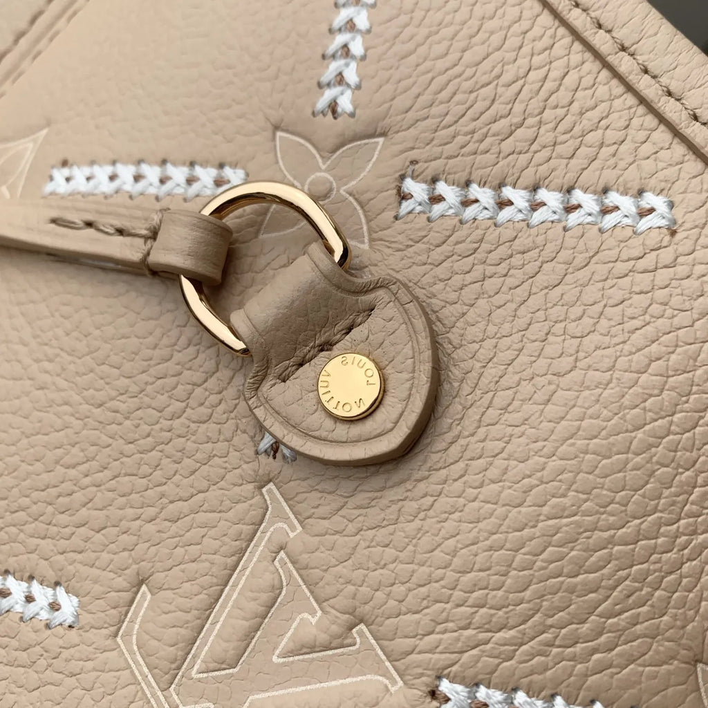 Louis Vuitton Neverfull MM Bag, M29486 Hazelnut Couture Cowhide leather