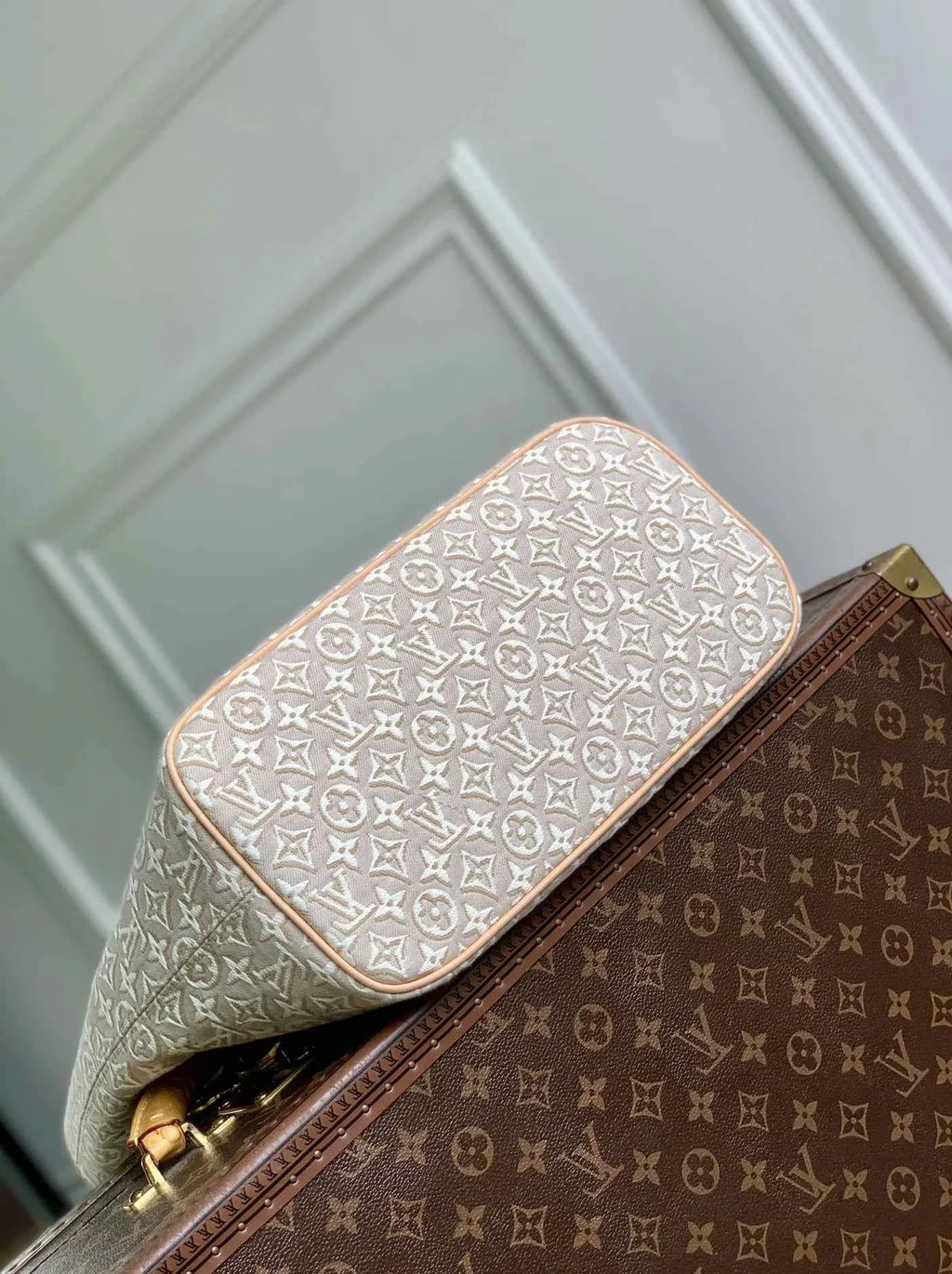 Louis Vuitton Neverfull MM Bag, M2A381 Monogram Emblème Peuplier
