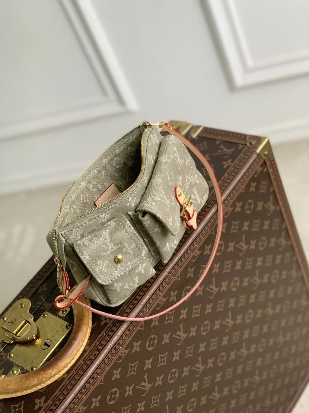 Louis Vuitton Pochette Accessoire Cargo Bag M27602 Gray Denim