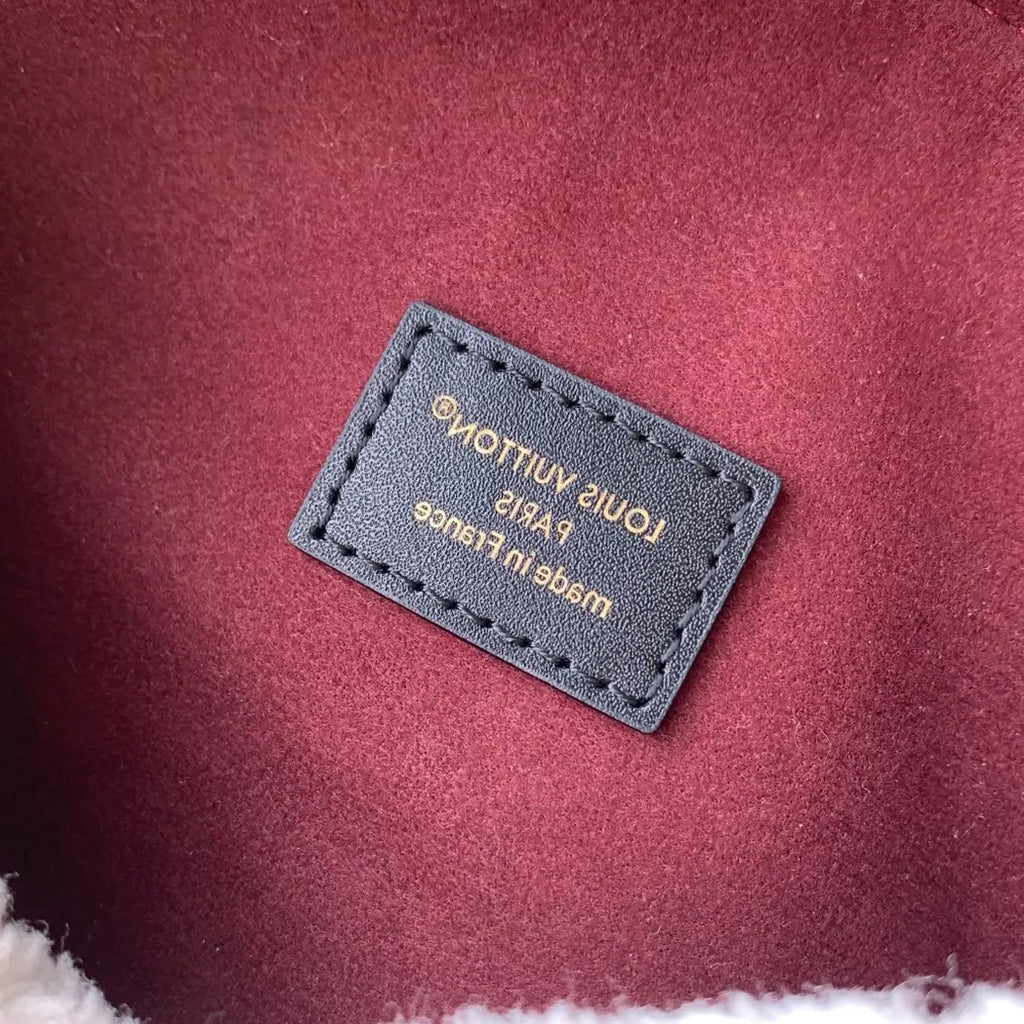 Louis Vuitton Pochette Mia Bag M26245 Creme Shearling