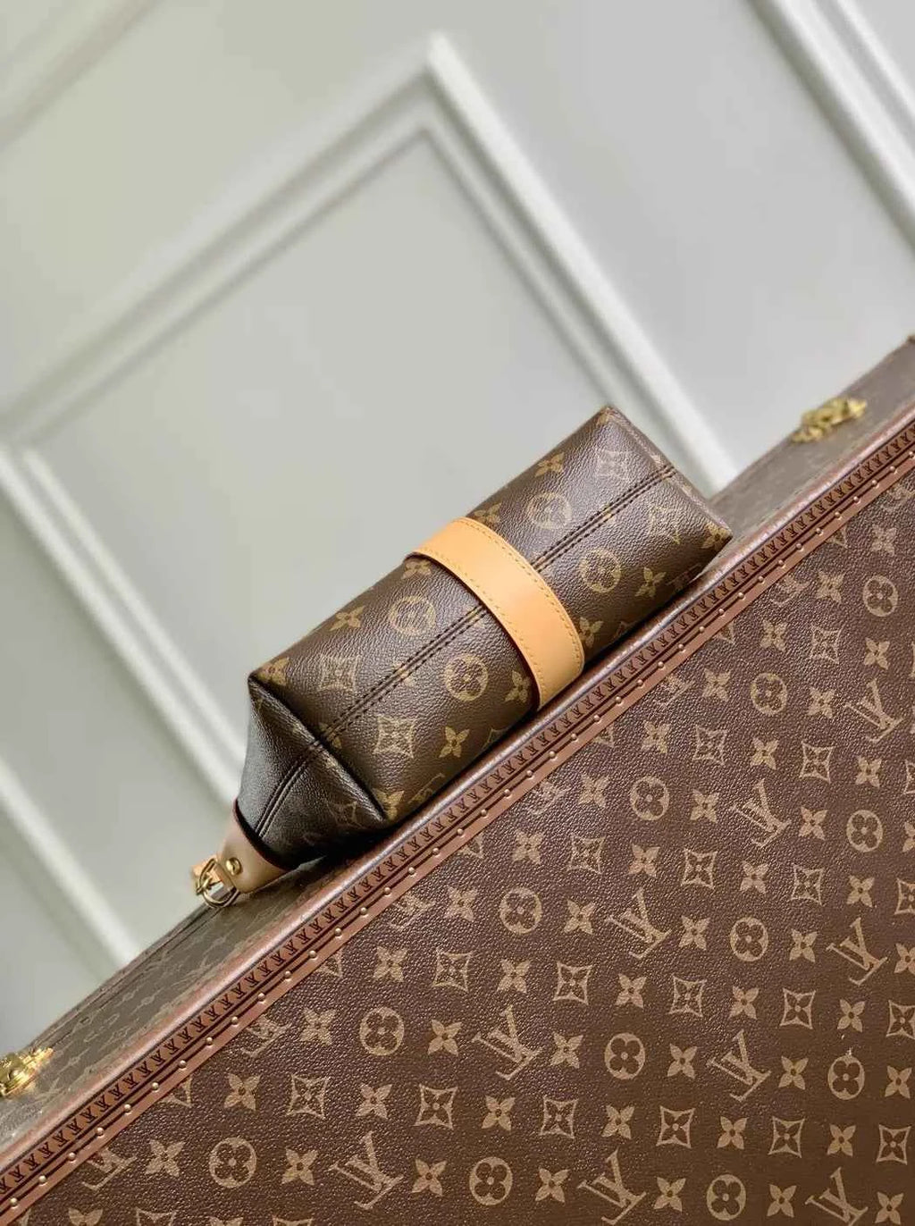 Louis Vuitton Pochette Mia Bag M26191 Monogram
