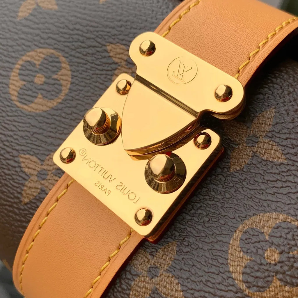 Louis Vuitton Pochette Mia Bag M26191 Monogram