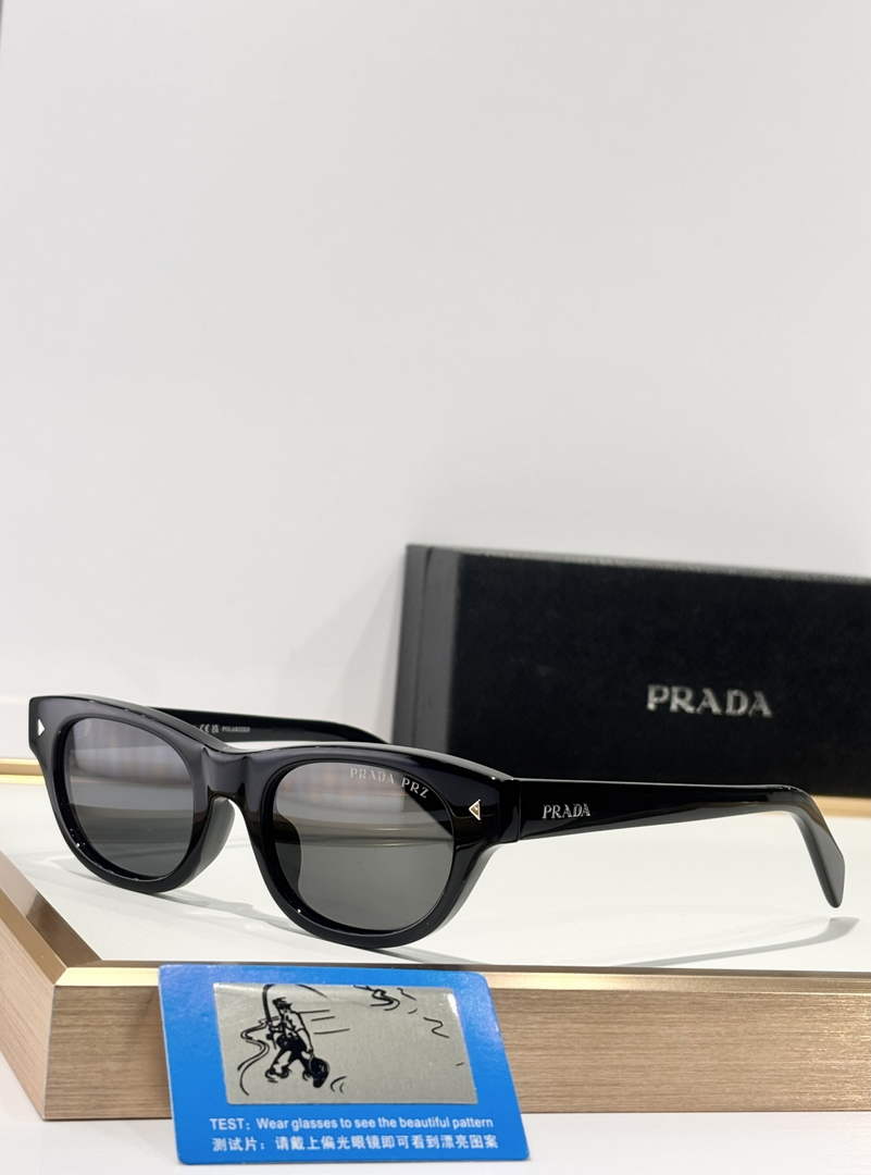 Prada Sunglasses A16204