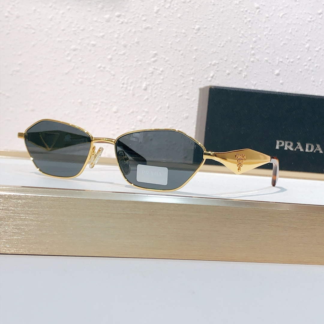 Prada Sunglasses A16217