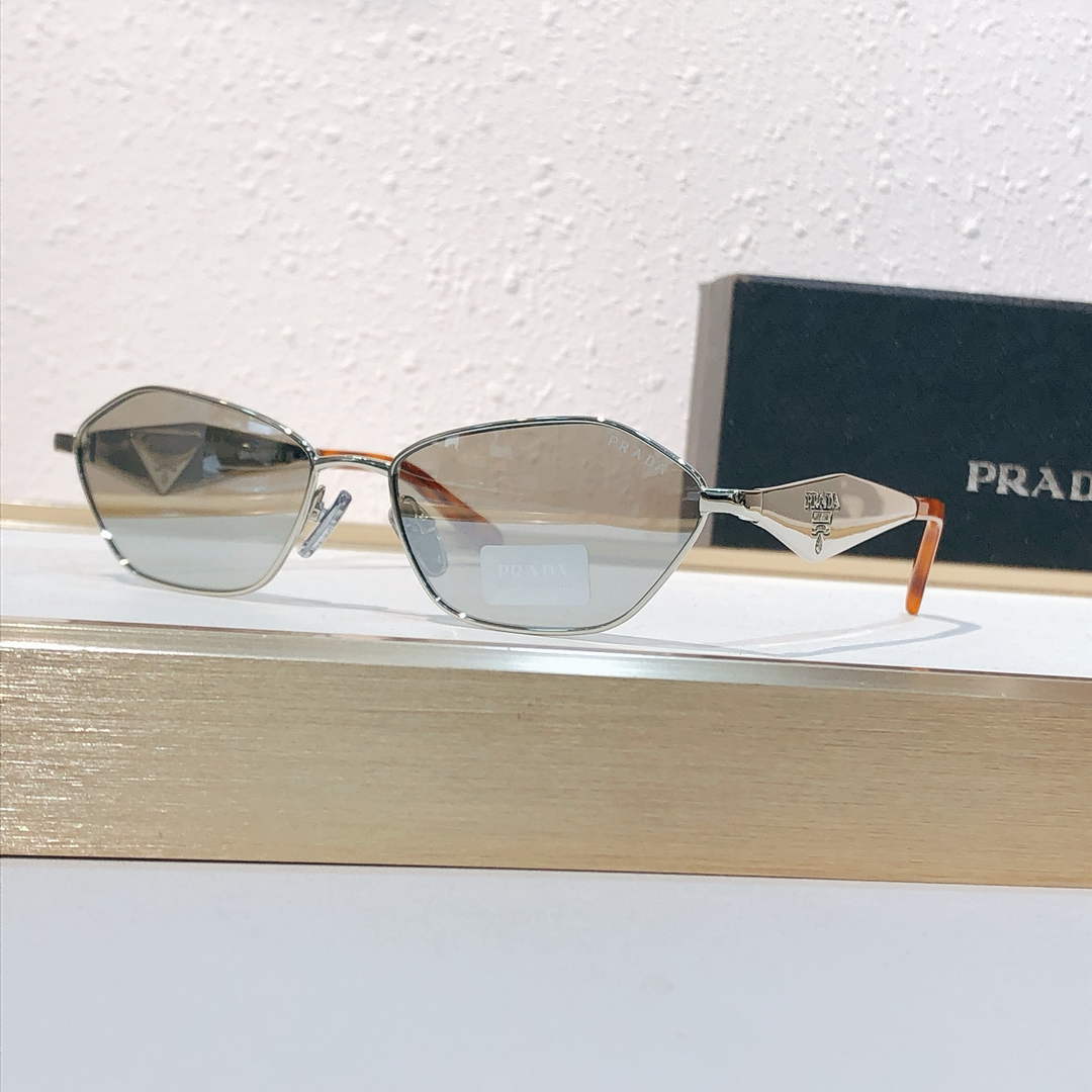 Prada Sunglasses A16219