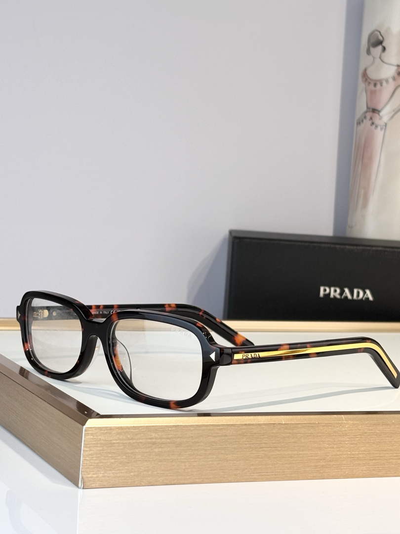 Prada Sunglasses A16122