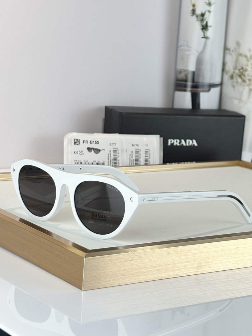 Prada Sunglasses A16127