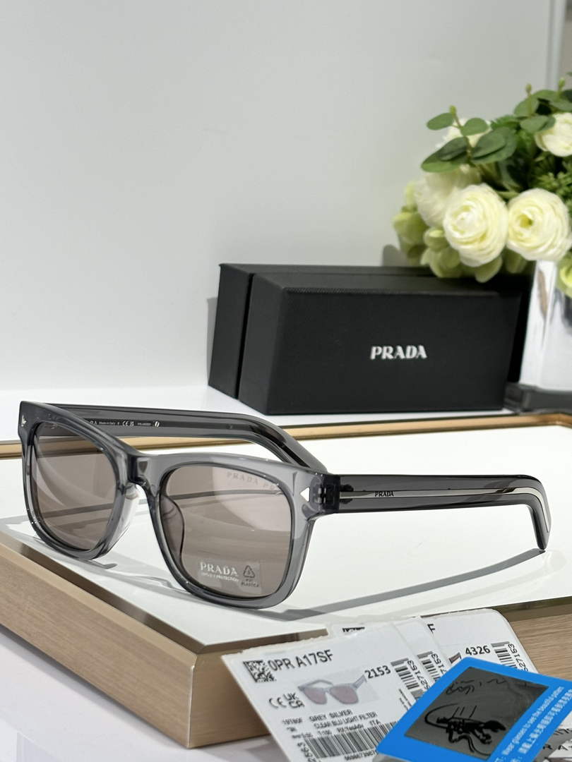 Prada Sunglasses A16138