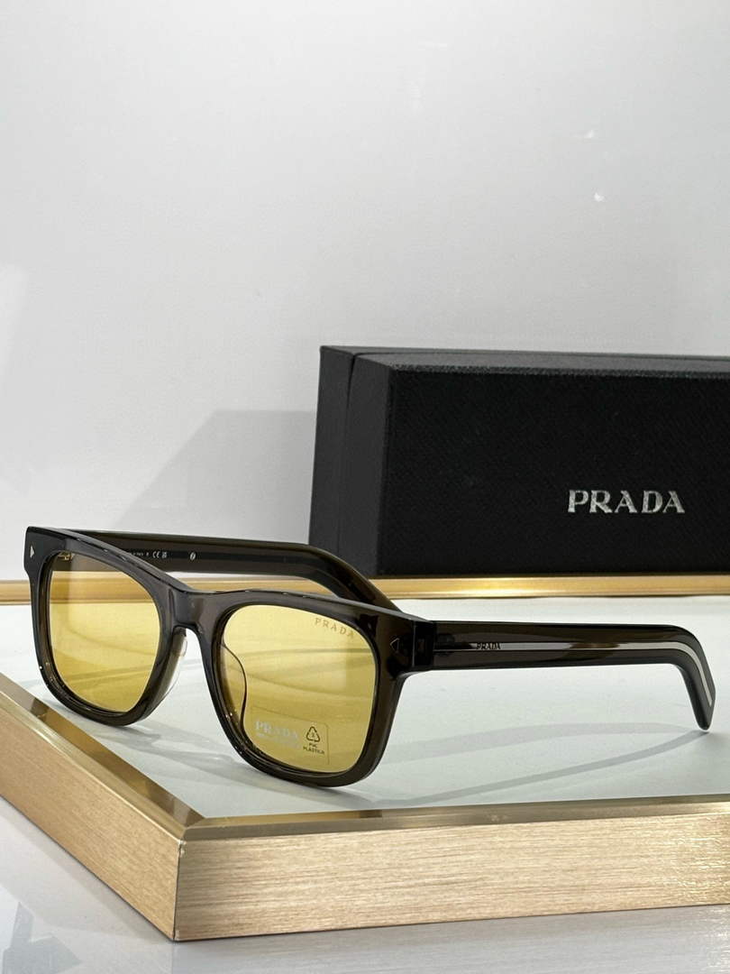 Prada Sunglasses A16139