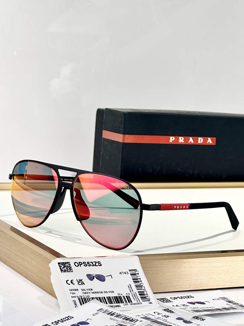 Prada Sunglasses A16153