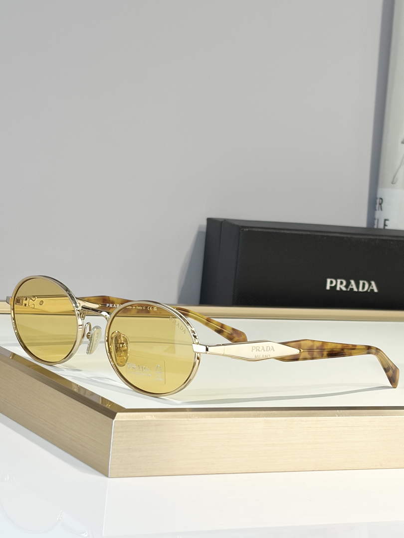 Prada Sunglasses A16168