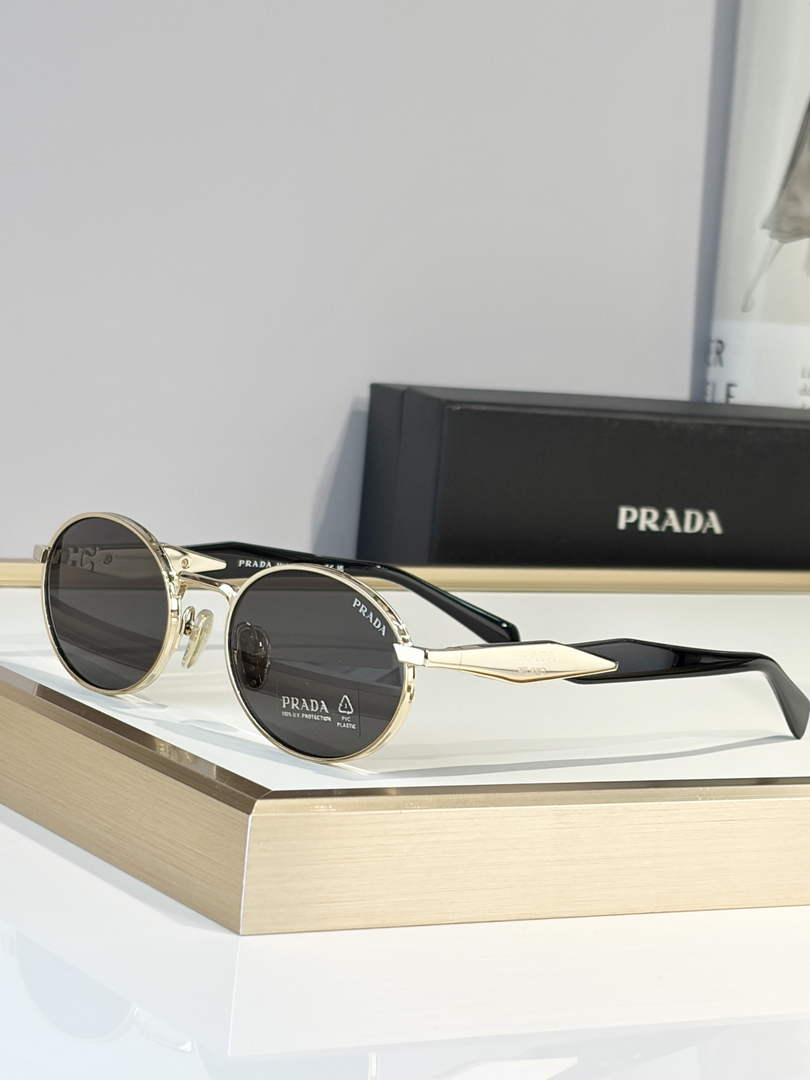 Prada Sunglasses A16172