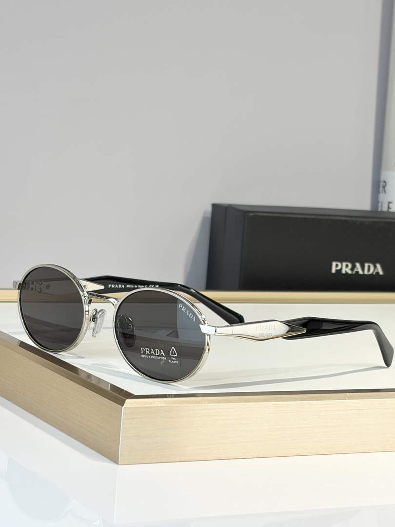 Prada Sunglasses A16174