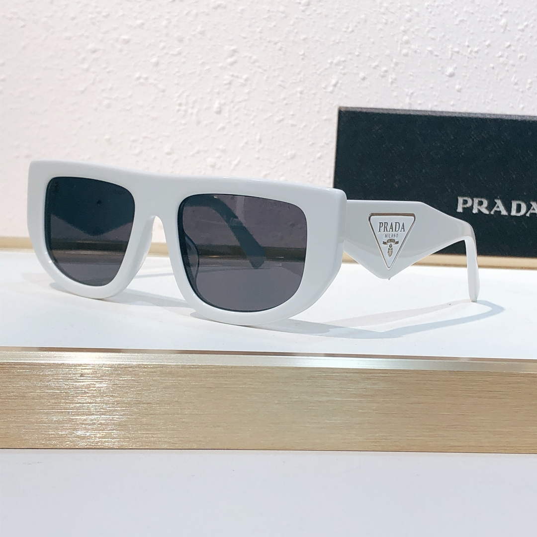 Prada Sunglasses A16181