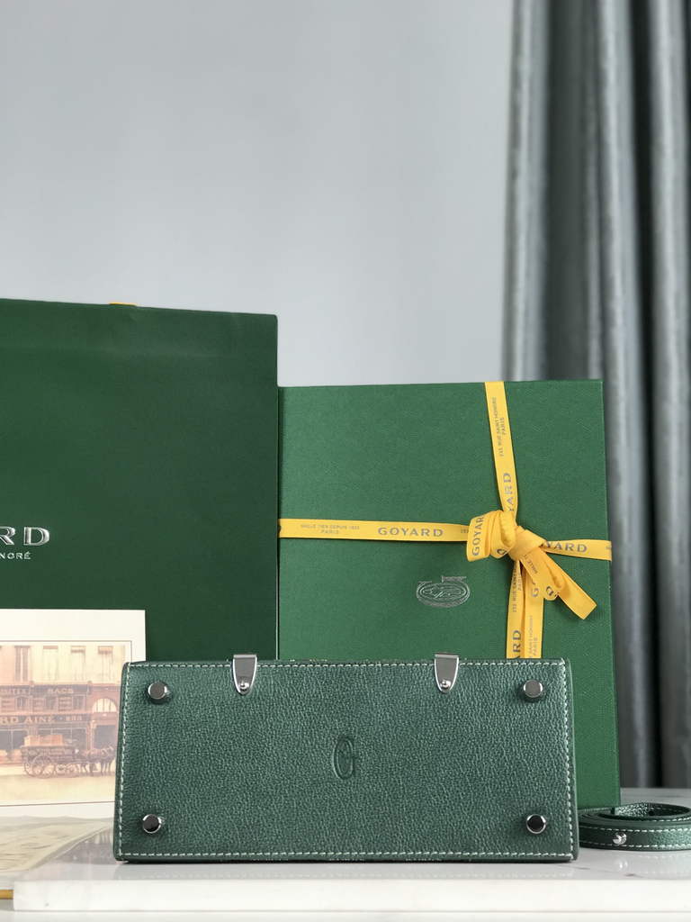 Goyard Saïgon Souple Mini Bag GY020192 Green Leather