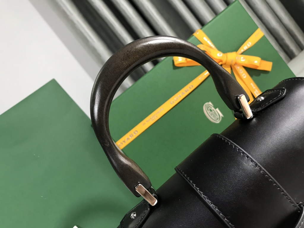 Goyard Saïgon Souple Mini Bag GY020192 Black Leather