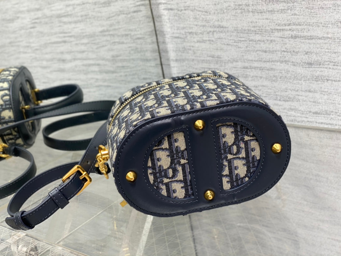 Small CD Signature Vanity Case S2203 Blue Dior Oblique Jacquard - Default Title - View 5