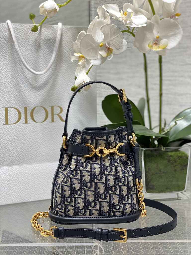 Small C'est Dior Bag M2272 Blue Dior Oblique Jacquard - Default Title - View 1