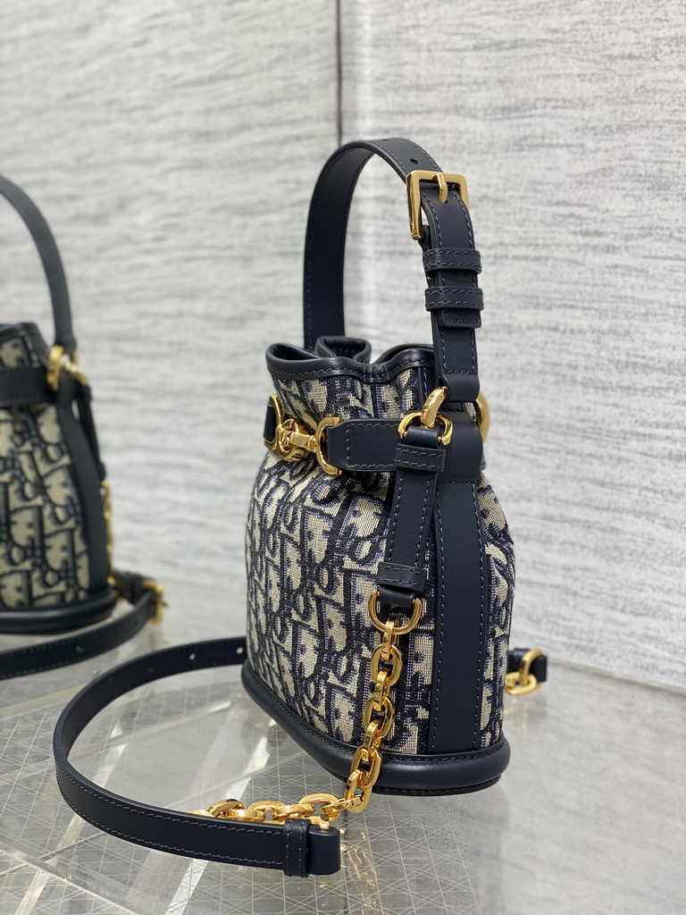Small C'est Dior Bag M2272 Blue Dior Oblique Jacquard - Default Title - View 4