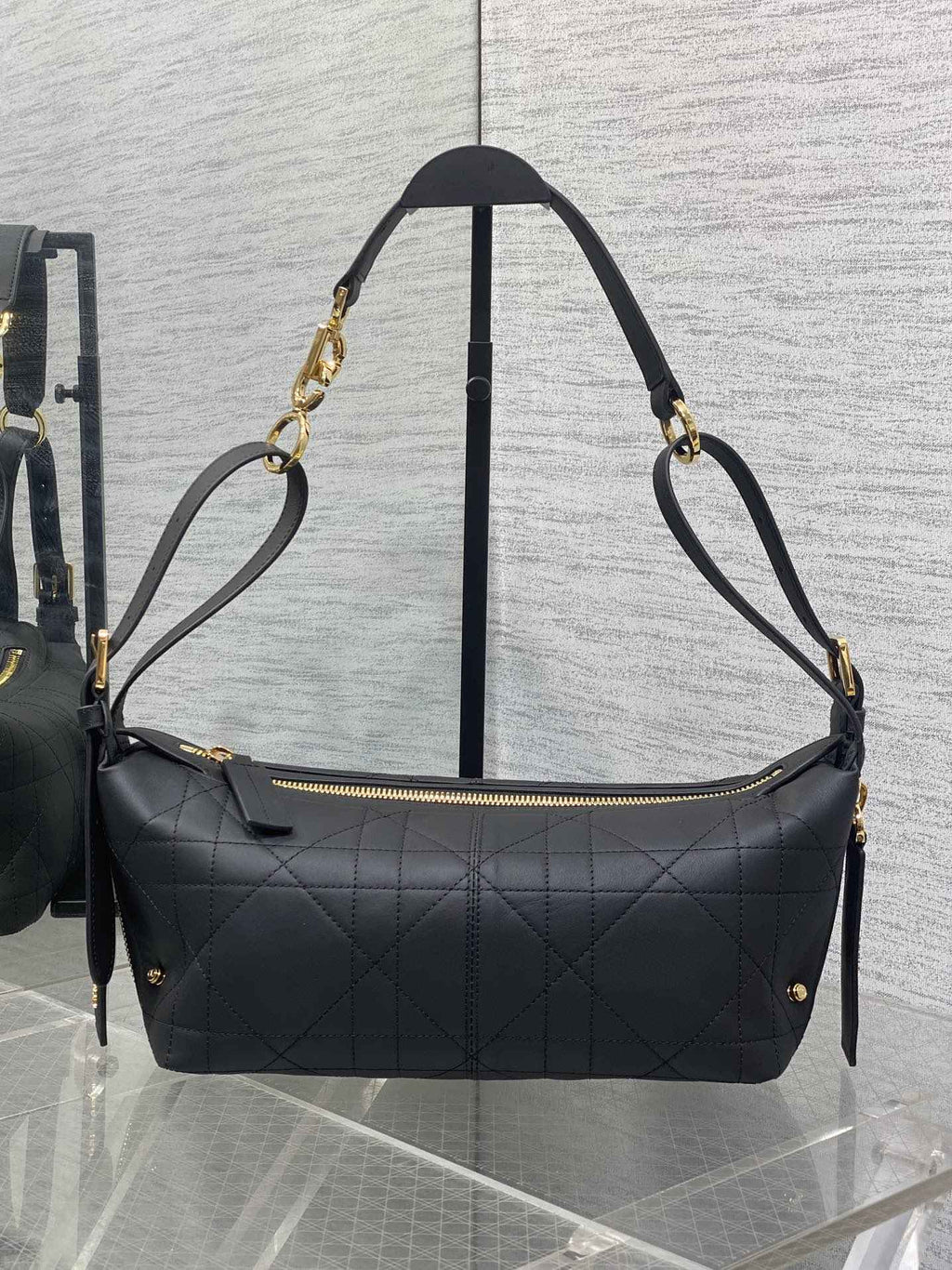Small D-Journey Bag - M2416 - in Vintage Smooth Calfskin - Black Flat Macrocannage - Default Title - View 2