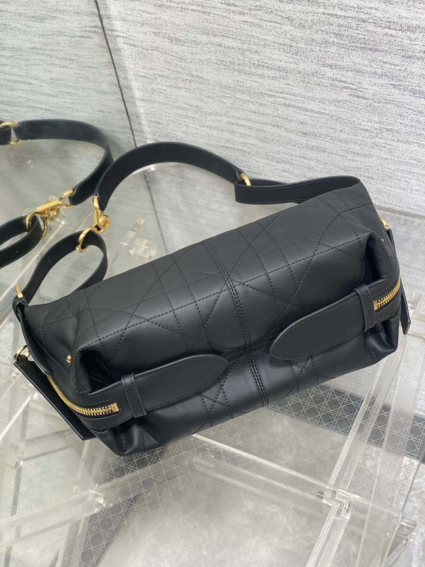 Small D-Journey Bag - M2416 - in Vintage Smooth Calfskin - Black Flat Macrocannage - Default Title - View 8
