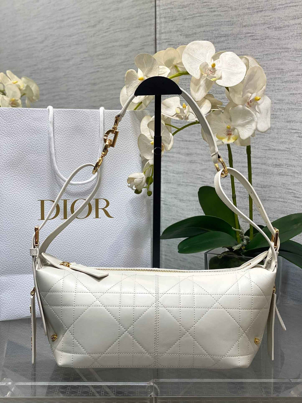 Small D-Journey Bag in Vintage Smooth Calfskin - M2416 - Latte Flat Macrocannage - Default Title - View 1