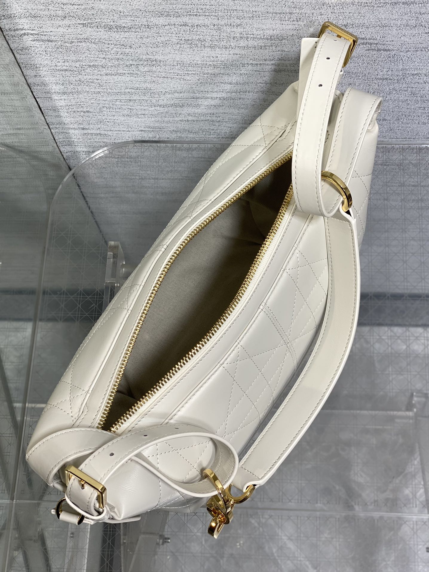 Small D-Journey Bag in Vintage Smooth Calfskin - M2416 - Latte Flat Macrocannage - Default Title - View 9