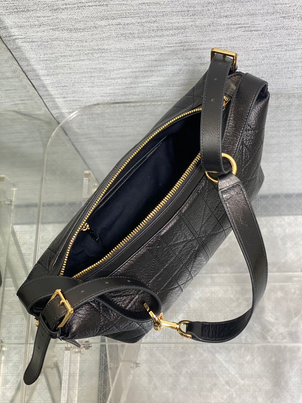 Small D-Journey Bag in Vintage Smooth Calfskin - M2416 - Black Flat Macrocannage - Default Title - View 9