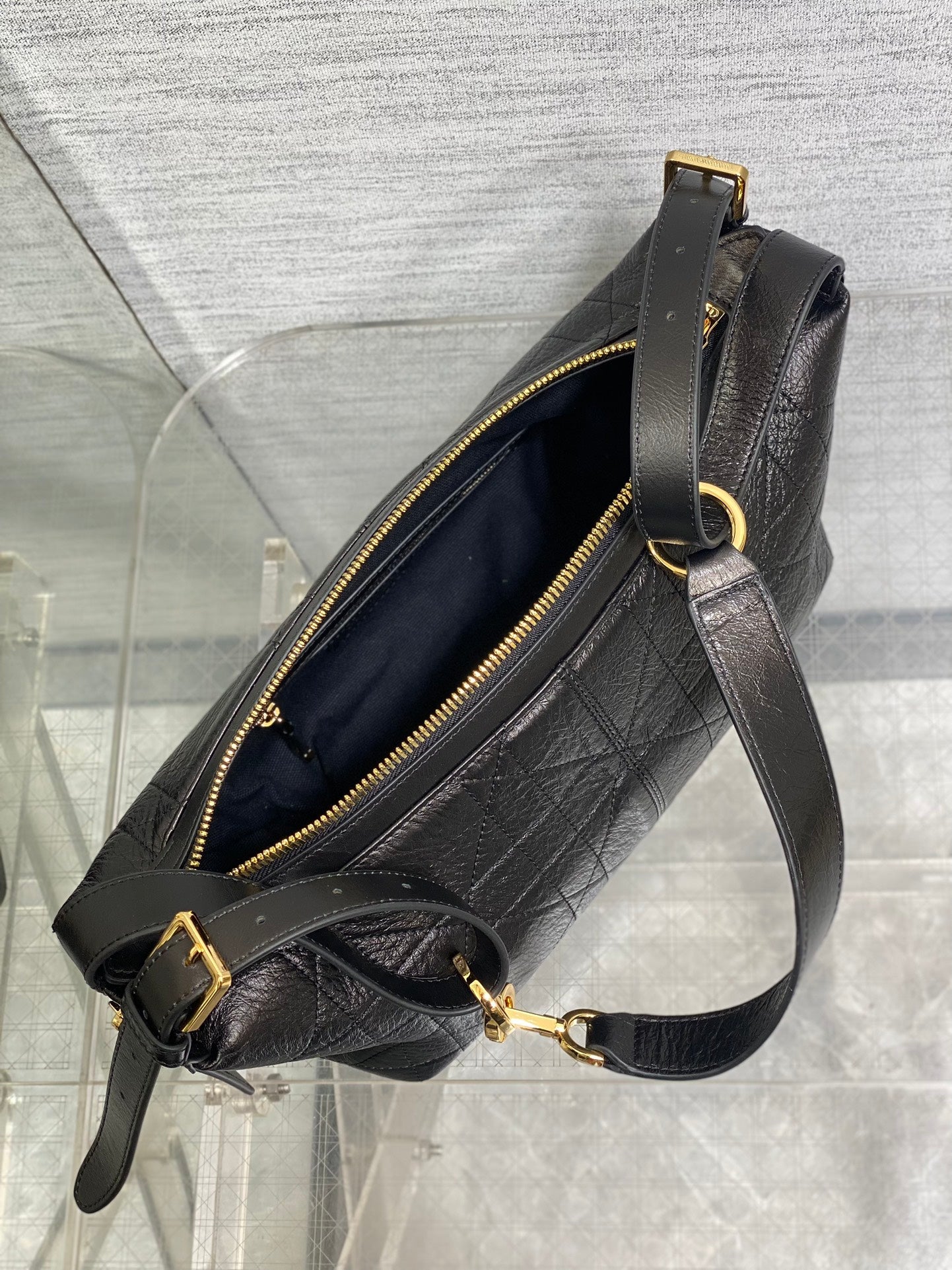 Small D-Journey Bag in Vintage Smooth Calfskin - M2416 - Black Flat Macrocannage - Default Title - View 9