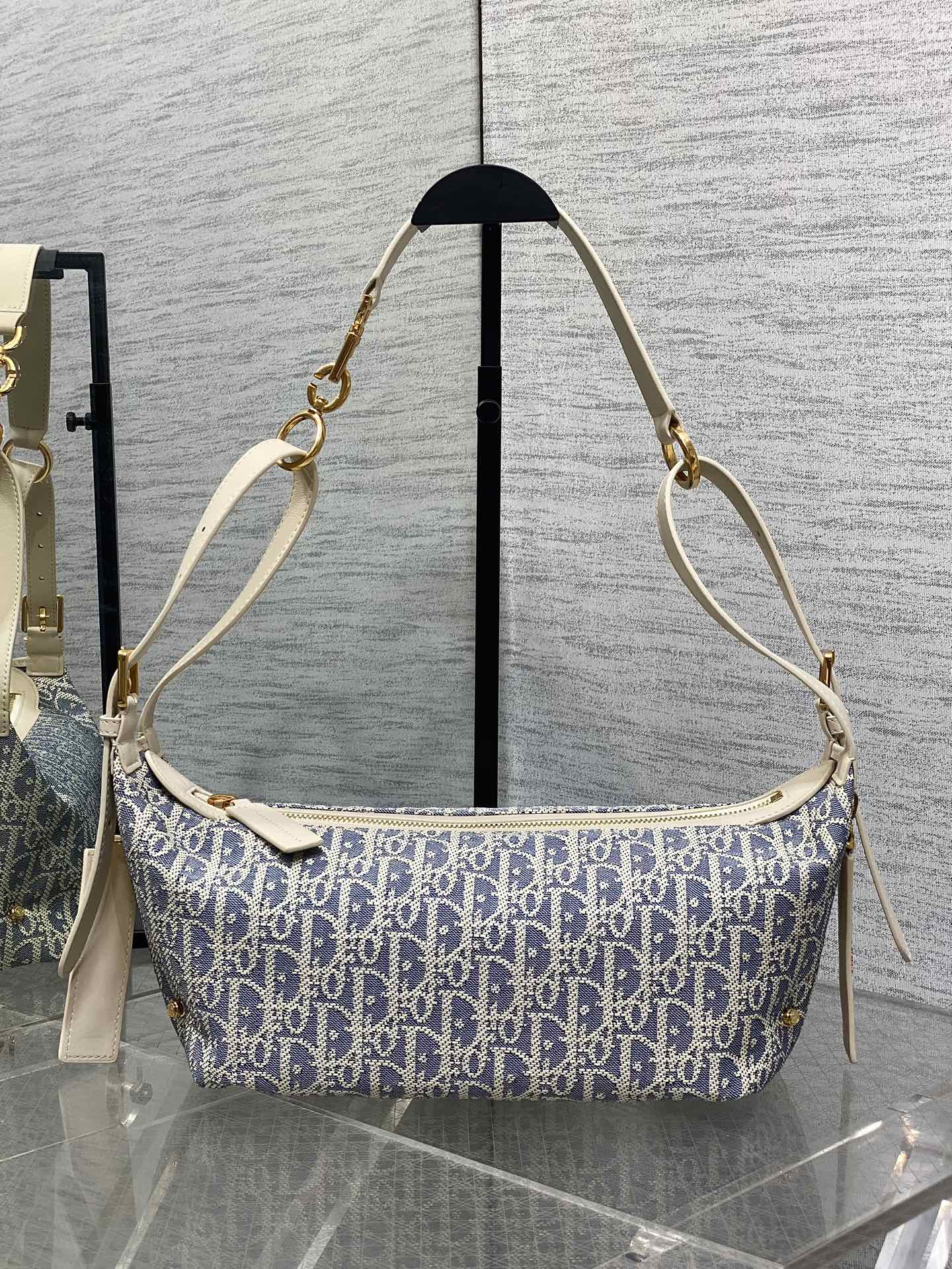 D-Journey Small Bag M2416 – Blue Oblique Chambray, Raffia & Biscuit Calfskin - Default Title - View 2