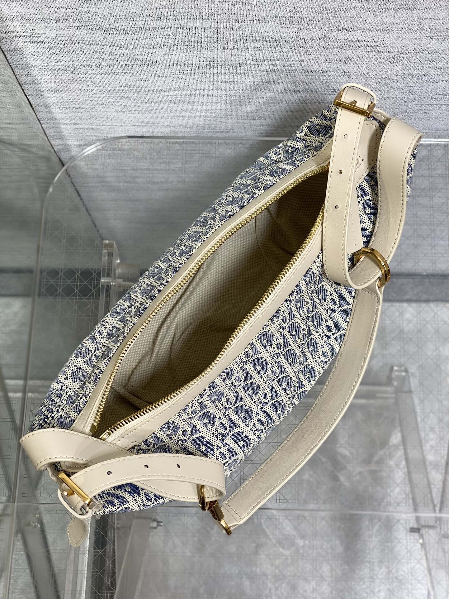 D-Journey Small Bag M2416 – Blue Oblique Chambray, Raffia & Biscuit Calfskin - Default Title - View 9