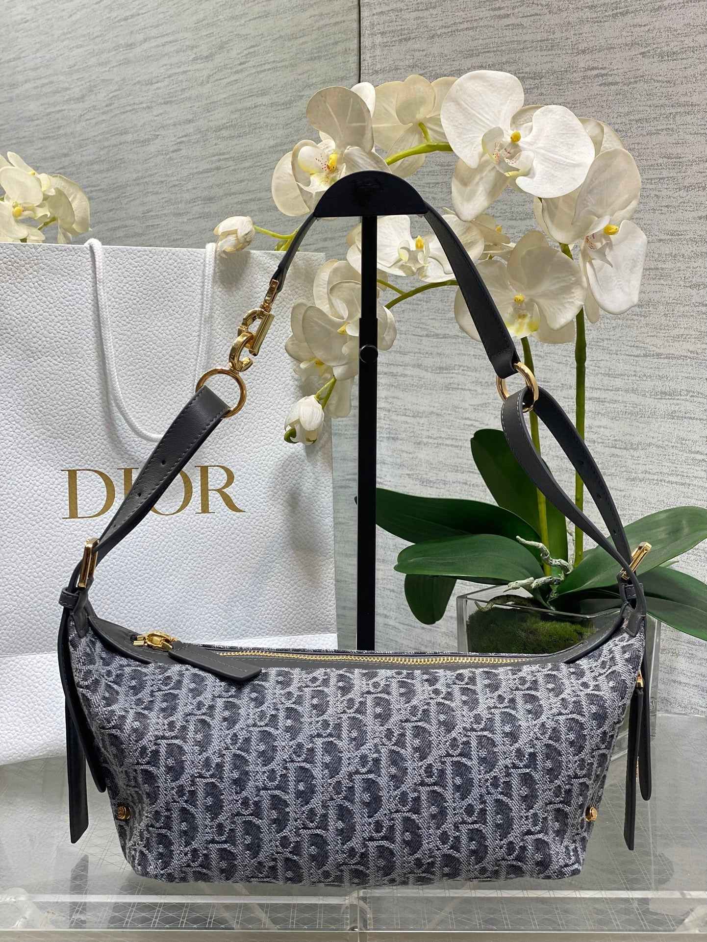 D-Journey Small Bag M2416 – Gray Denim Dior Oblique Jacquard - Default Title - View 1