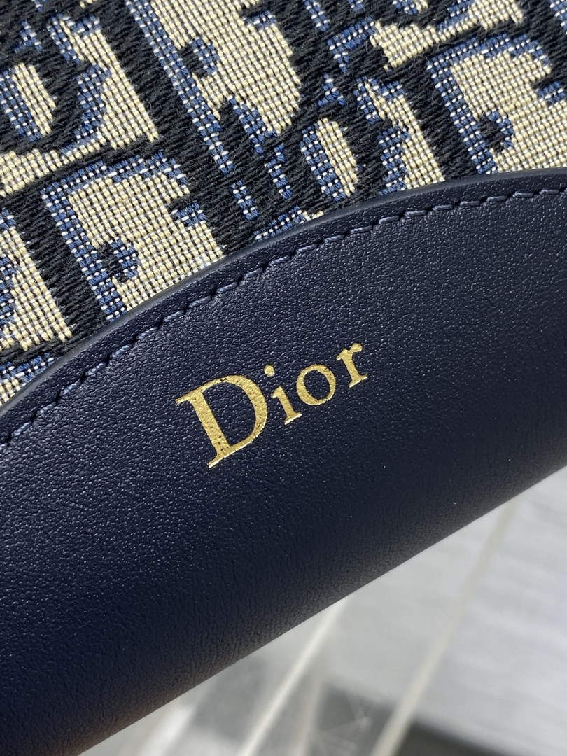 Small Dior Médaillon Bucket Bag - Blue Oblique Jacquard M1531 - Default Title - View 4