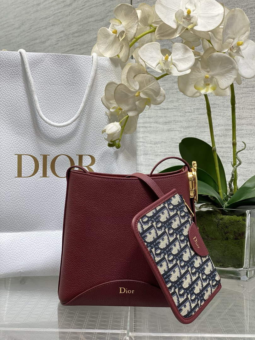 Small Dior Médaillon Bucket Bag - Red Grained Calfskin M1531 - Default Title - View 1