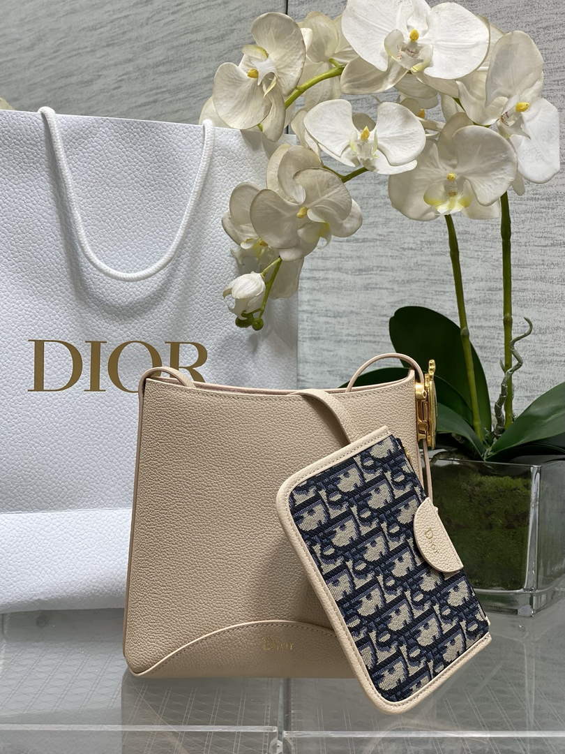 Small Dior Médaillon Bucket Bag - Apricot Grained Calfskin M1531 - Default Title - View 1