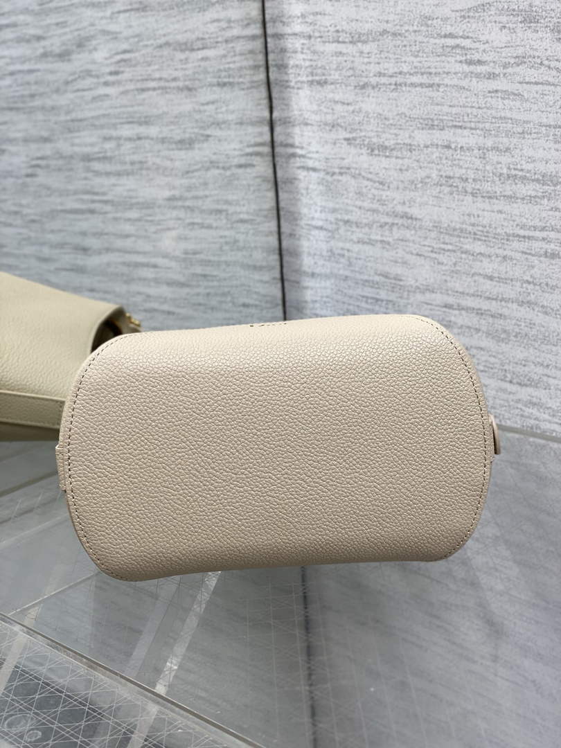 Small Dior Médaillon Bucket Bag - Beige Grained Calfskin M1531 - Default Title - View 8