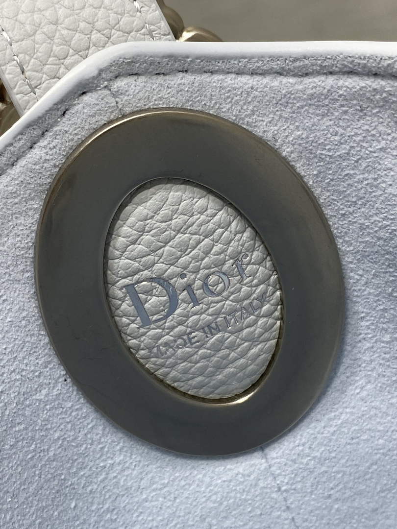 Small Dior Médaillon Bucket Bag - Blue Grained Calfskin M1531 - Default Title - View 10