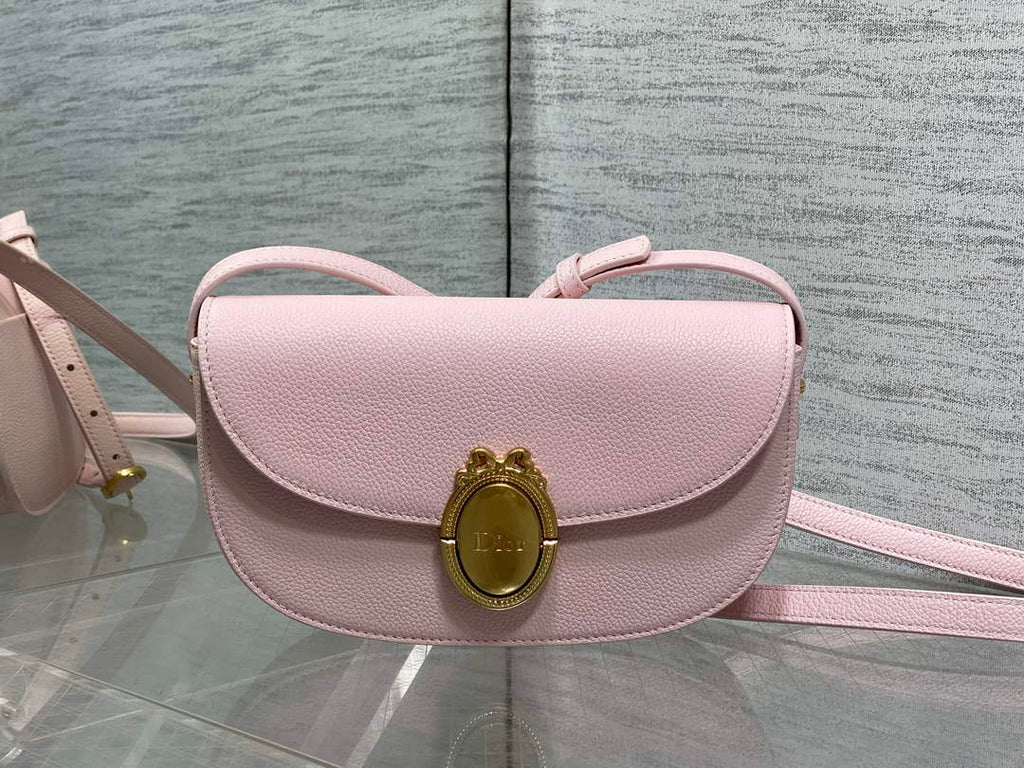 Small Dior Médaillon Flap Bag – Pink Grained Calfskin M3919