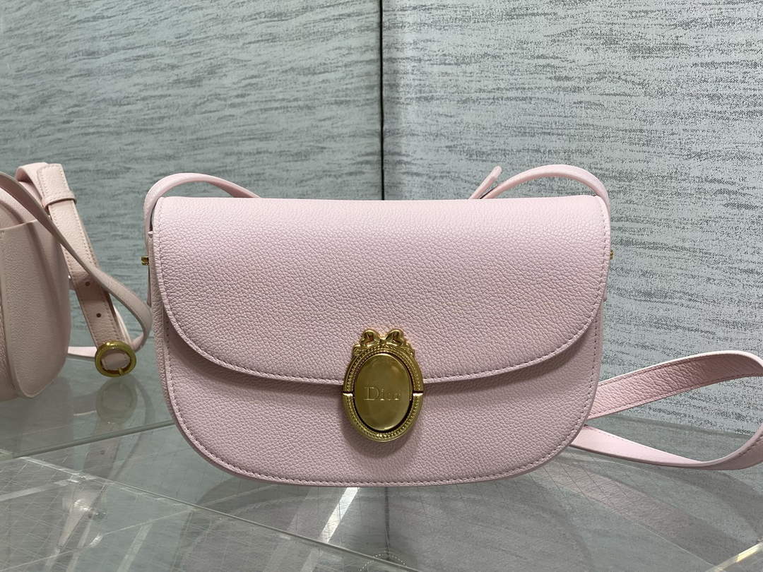 Medium Dior Médaillon Flap Bag - Pink Grained Calfskin M3920