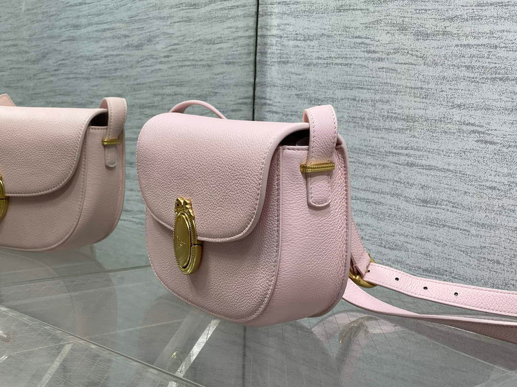 Medium Dior Médaillon Flap Bag - Pink Grained Calfskin M3920