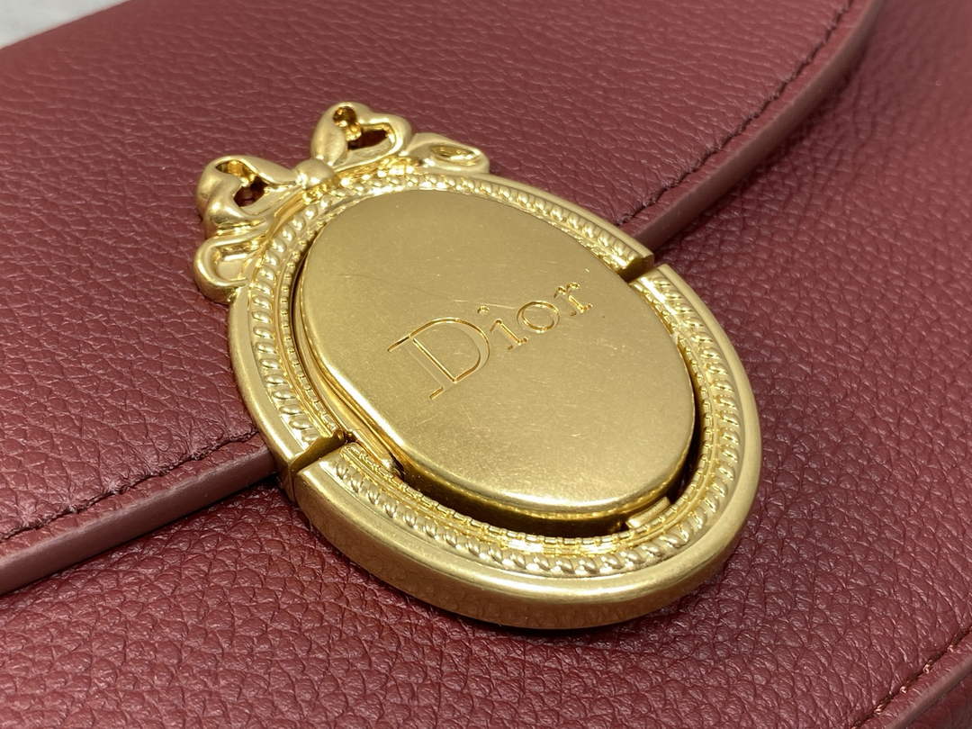 Small Dior Médaillon Flap Bag – Red Grained Calfskin M3919