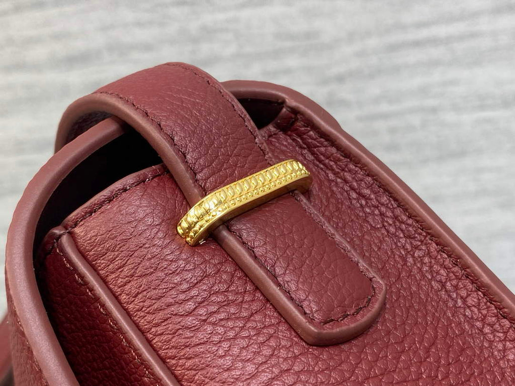 Medium Dior Médaillon Flap Bag - Red Grained Calfskin M3920