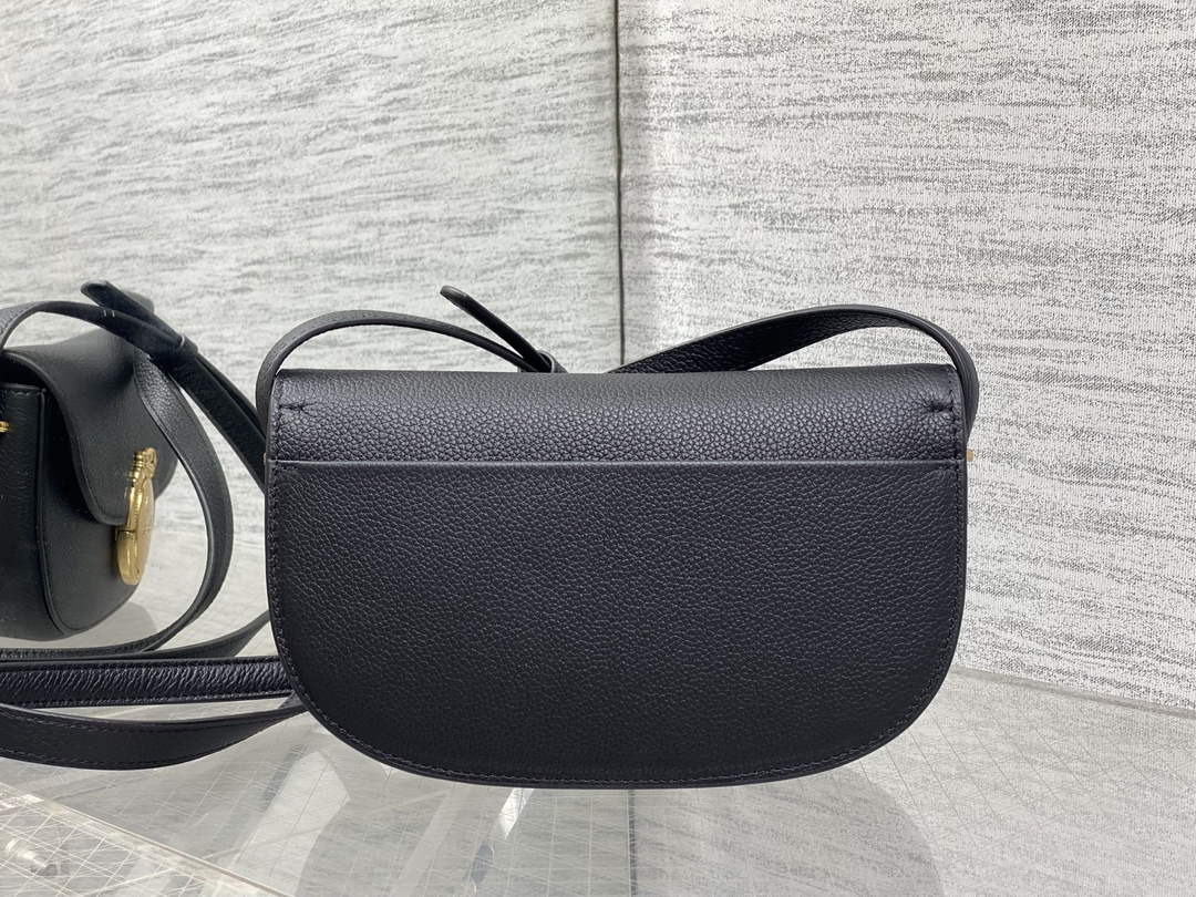 Small Dior Médaillon Flap Bag – Black Grained Calfskin M3919