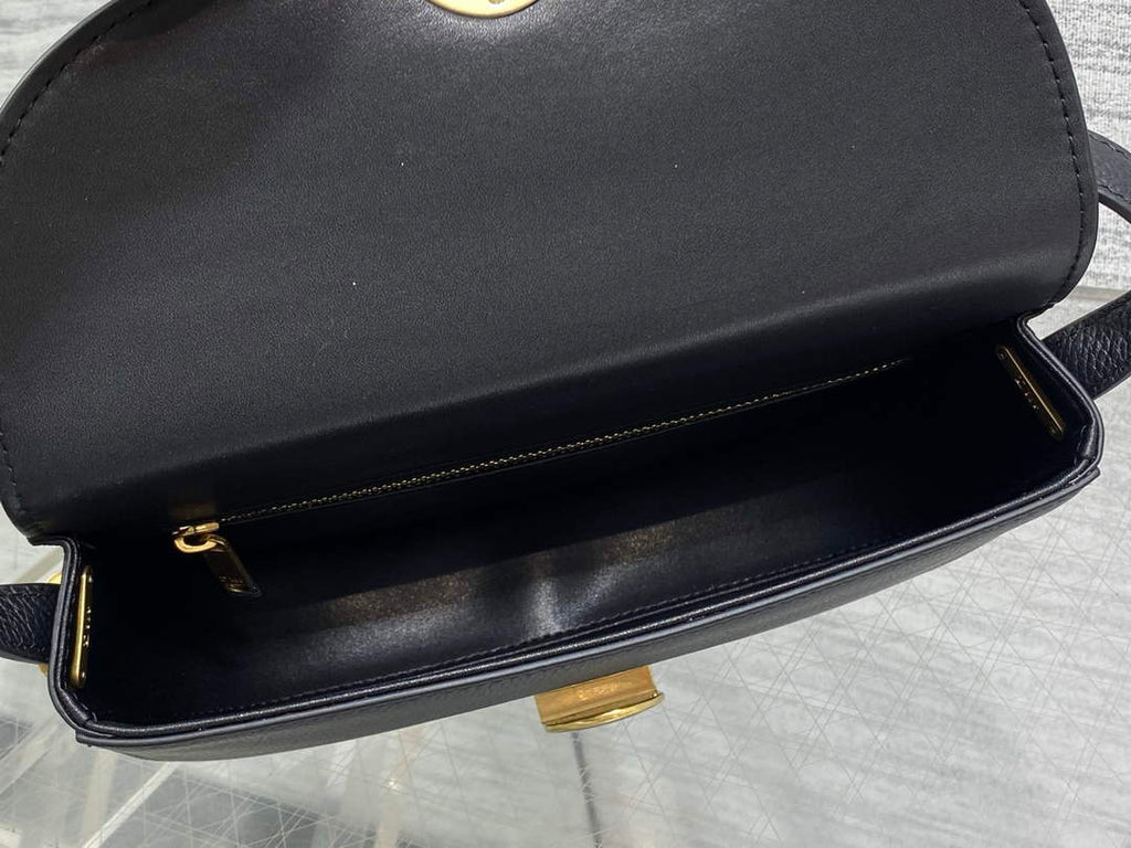 Small Dior Médaillon Flap Bag – Black Grained Calfskin M3919