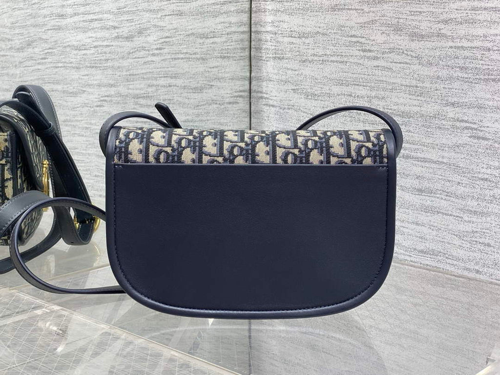 Medium Dior Médaillon Flap Bag - Blue Oblique Jacquard M3922