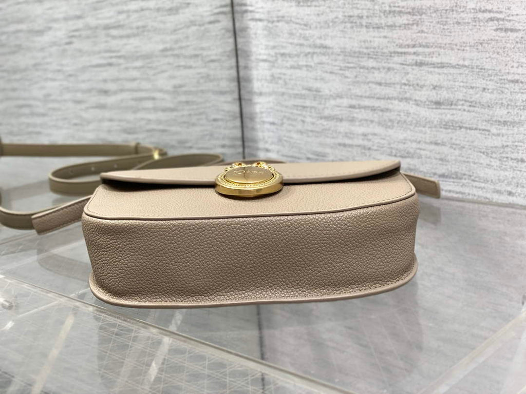 Small Dior Médaillon Flap Bag – Gray Grained Calfskin M3919