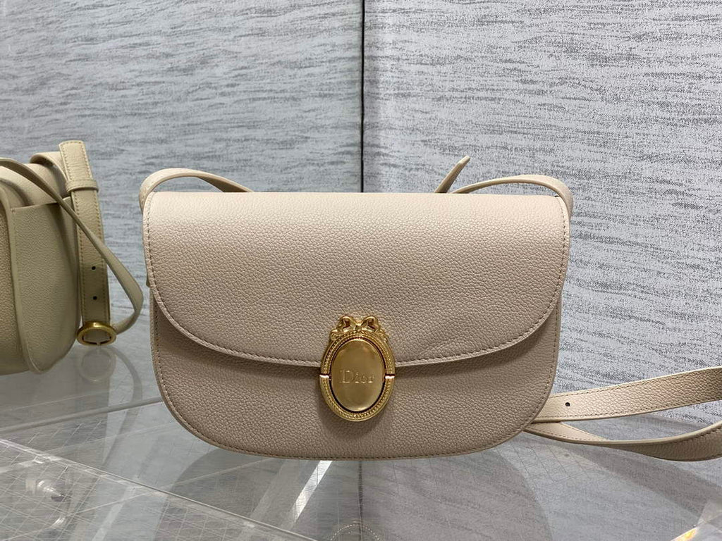 Medium Dior Médaillon Flap Bag - Beige Grained Calfskin M3920