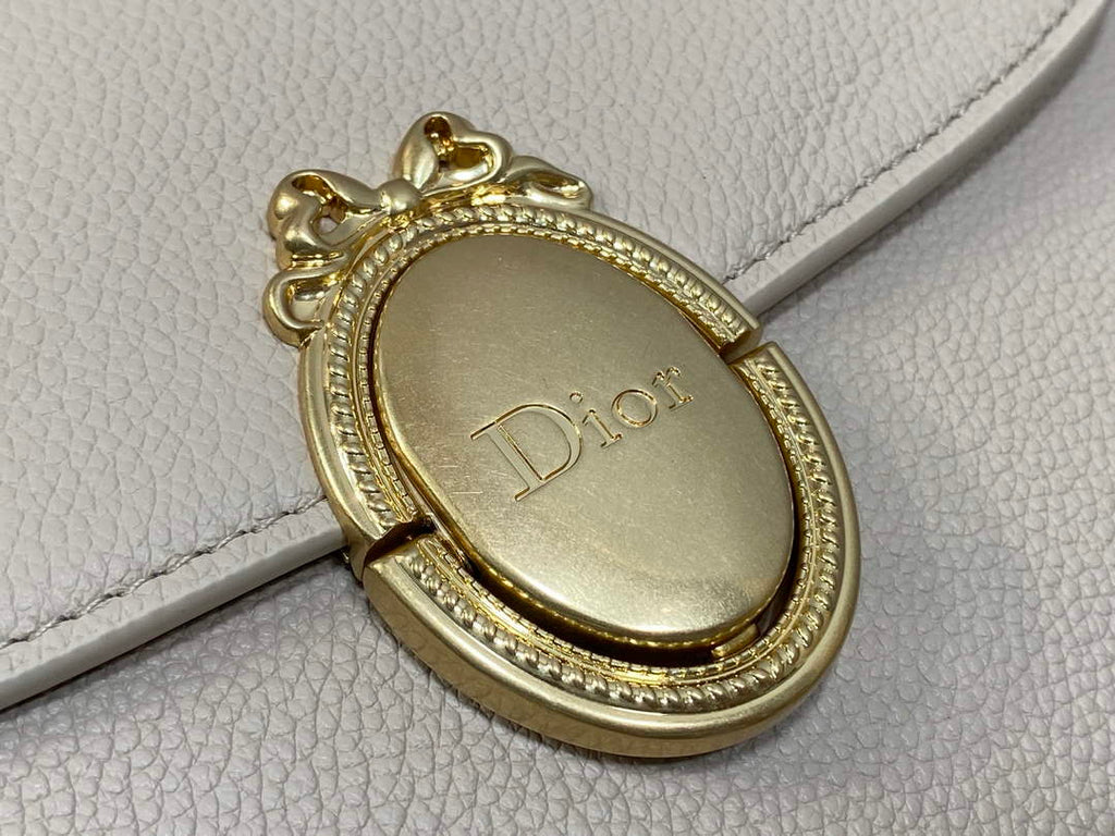 Medium Dior Médaillon Flap Bag - Beige Grained Calfskin M3920